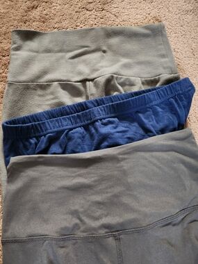 3 In The Bundle. Grey and Navy Joggers